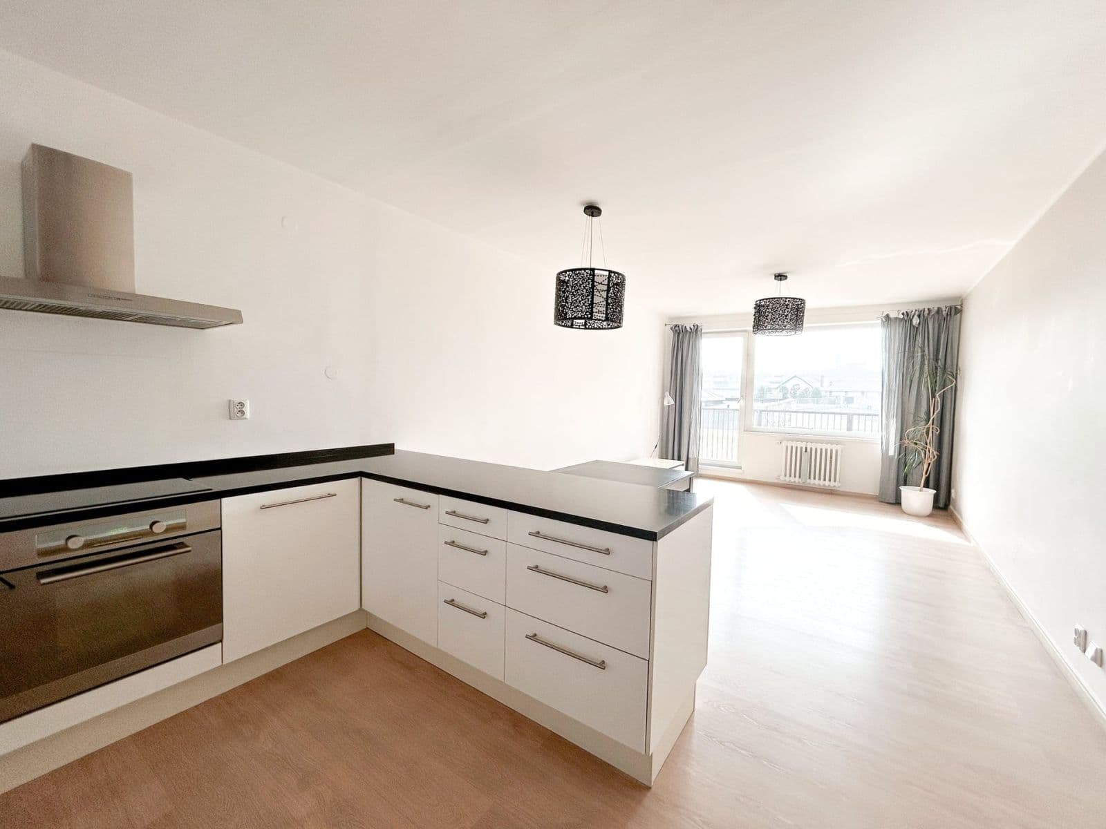 Pronájem bytu 3+kk 78 m², Tusarova, Praha, Praha Pronájem bytu 3+kk 78 m², Tusarova, Praha, Praha
