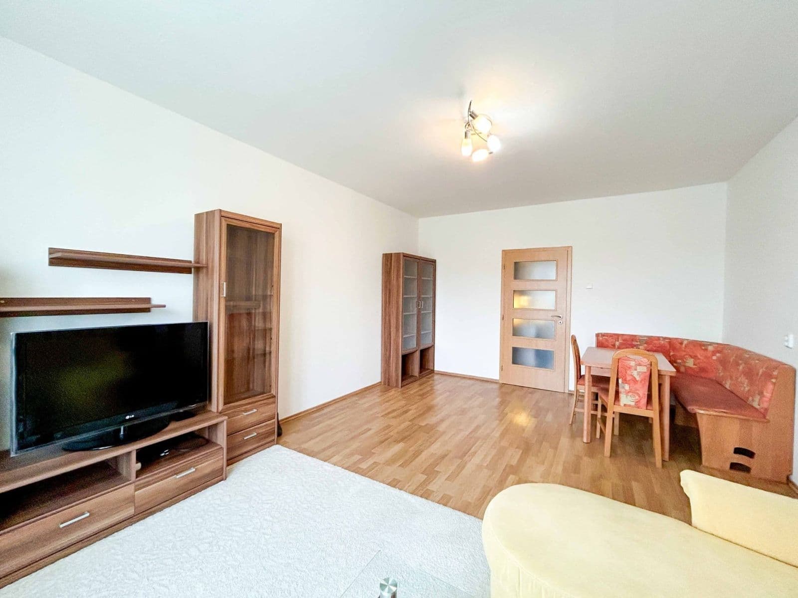 Pronájem bytu 2+kk 50 m², Střížkovská, Praha, Praha Pronájem bytu 2+kk 50 m², Střížkovská, Praha, Praha