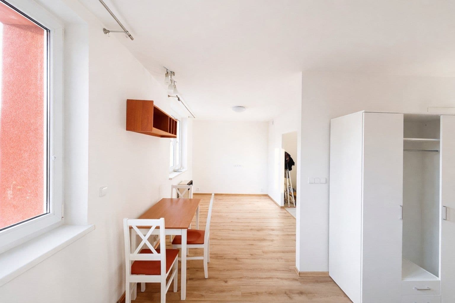 Pronájem bytu 1+kk 45 m², Roztocká, Velké Přílepy, Středočeský kraj Pronájem bytu 1+kk 45 m², Roztocká, Velké Přílepy, Středočeský kraj