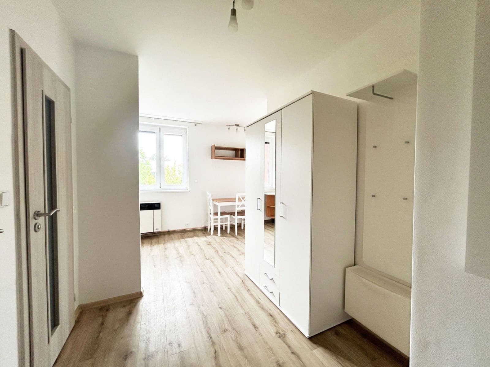 Pronájem bytu 1+kk 45 m², Roztocká, Velké Přílepy, Středočeský kraj Pronájem bytu 1+kk 45 m², Roztocká, Velké Přílepy, Středočeský kraj