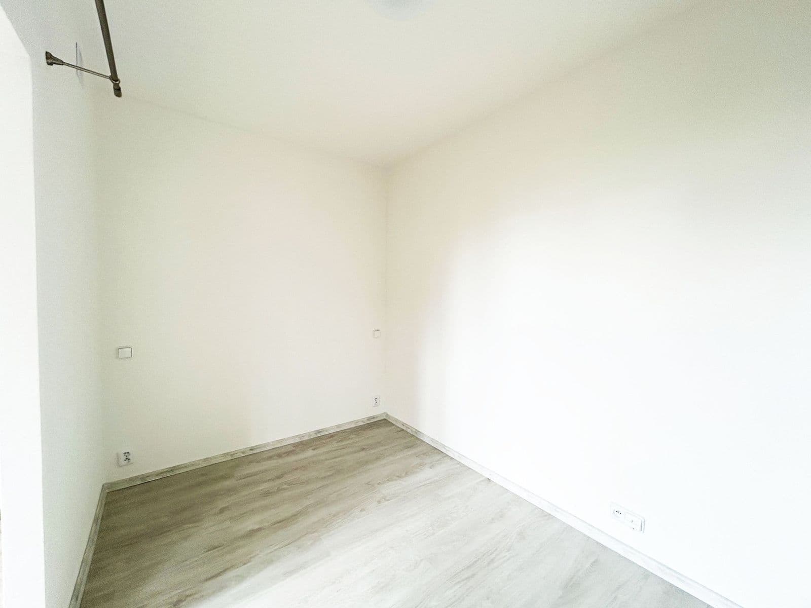 Pronájem bytu 1+kk 45 m², Roztocká, Velké Přílepy, Středočeský kraj Pronájem bytu 1+kk 45 m², Roztocká, Velké Přílepy, Středočeský kraj