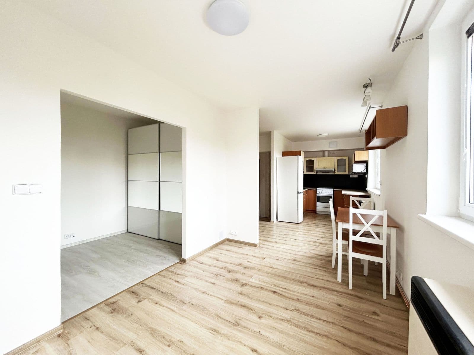 Pronájem bytu 1+kk 45 m², Roztocká, Velké Přílepy, Středočeský kraj Pronájem bytu 1+kk 45 m², Roztocká, Velké Přílepy, Středočeský kraj