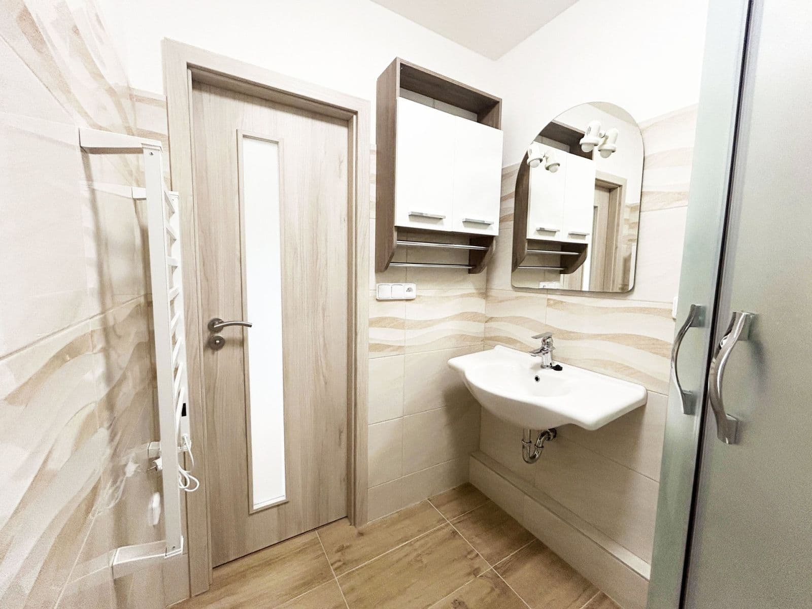 Pronájem bytu 1+kk 45 m², Roztocká, Velké Přílepy, Středočeský kraj Pronájem bytu 1+kk 45 m², Roztocká, Velké Přílepy, Středočeský kraj