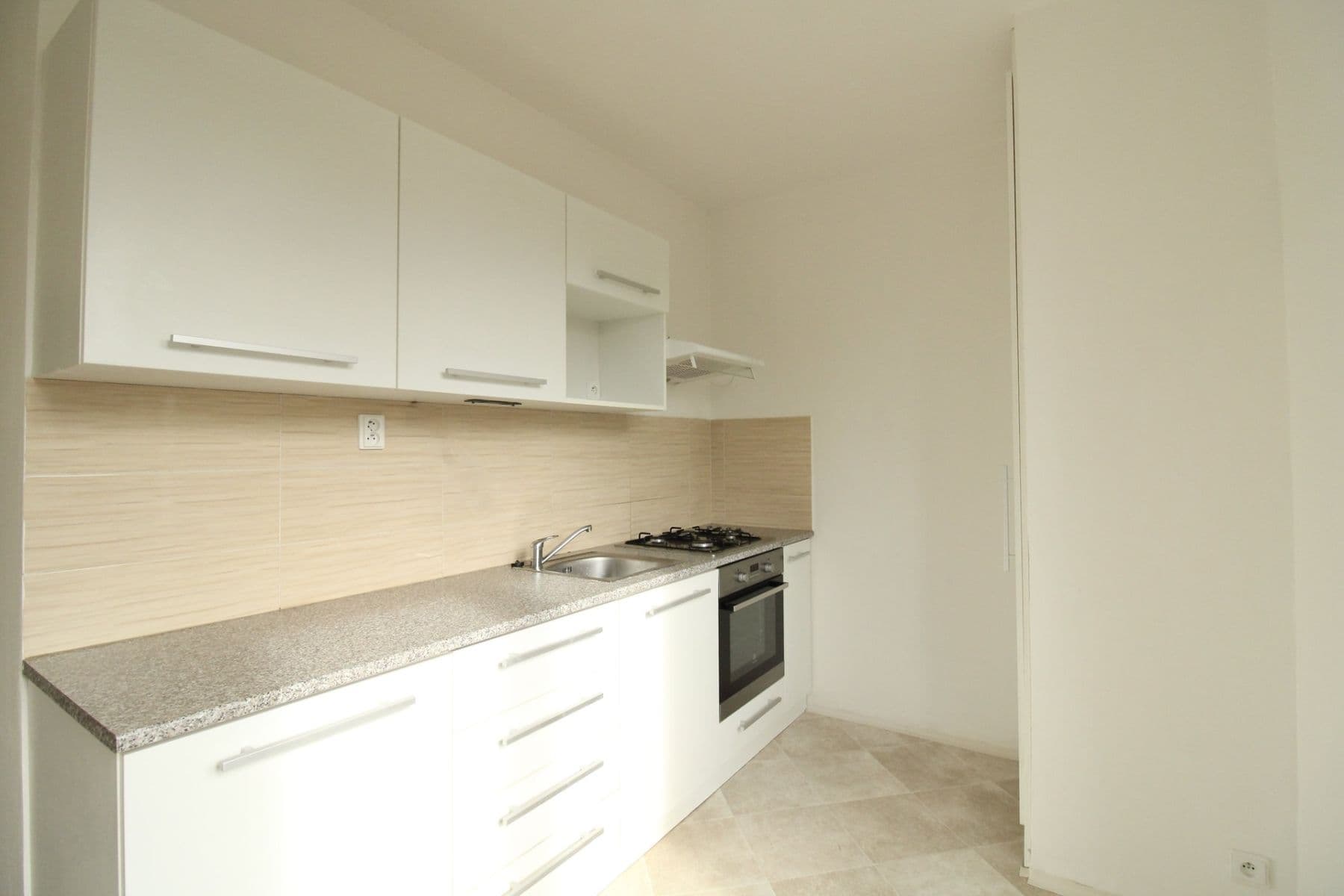 Pronájem bytu 2+1 45 m², Na Petřinách, Praha, Praha Pronájem bytu 2+1 45 m², Na Petřinách, Praha, Praha