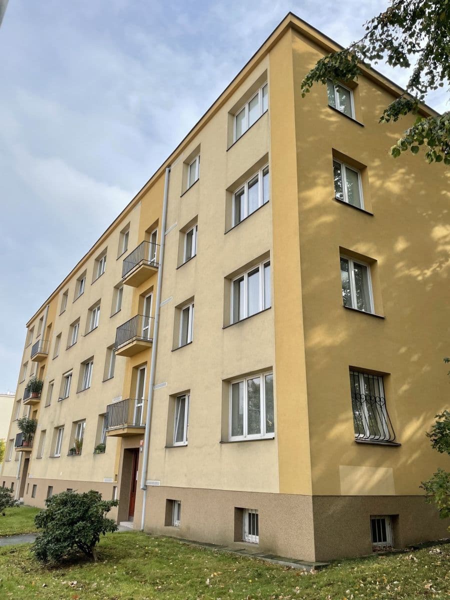 Pronájem bytu 2+1 45 m², Na Petřinách, Praha, Praha Pronájem bytu 2+1 45 m², Na Petřinách, Praha, Praha