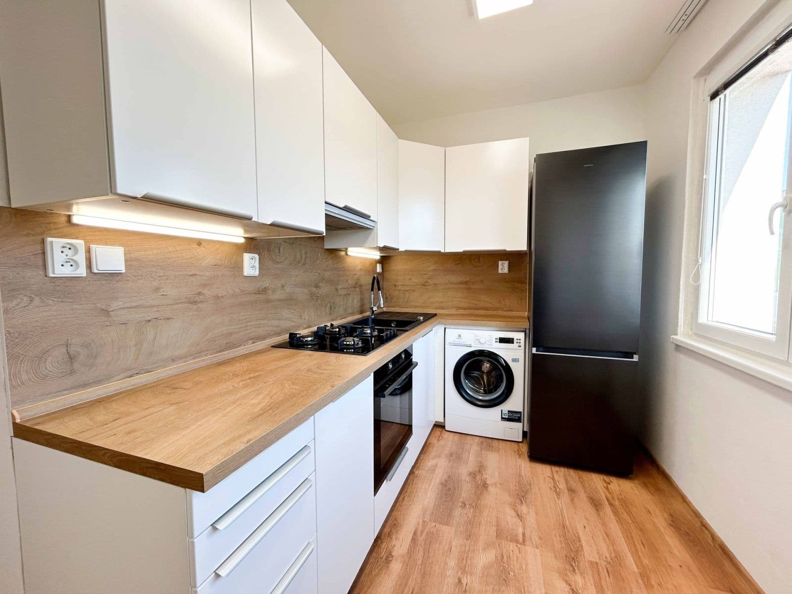 Pronájem bytu 2+1 54 m², Na Petřinách, Praha, Praha Pronájem bytu 2+1 54 m², Na Petřinách, Praha, Praha