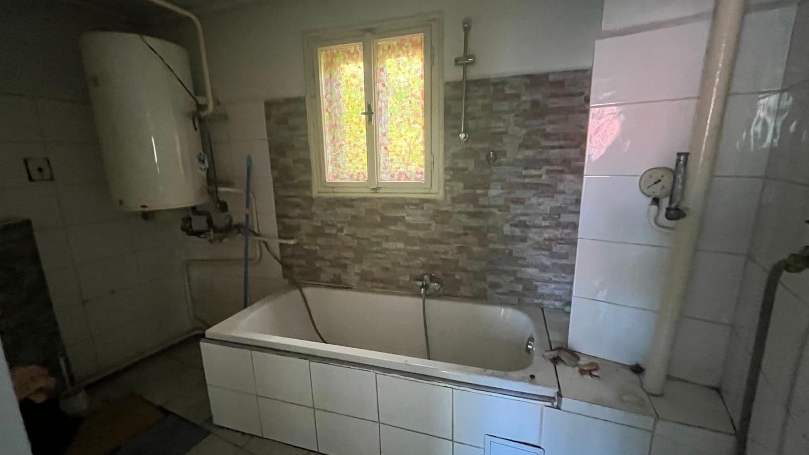 Prodej domu 258 m², pozemek 129 m², Měcholupy, Ústecký kraj Prodej domu 258 m², pozemek 129 m², Měcholupy, Ústecký kraj