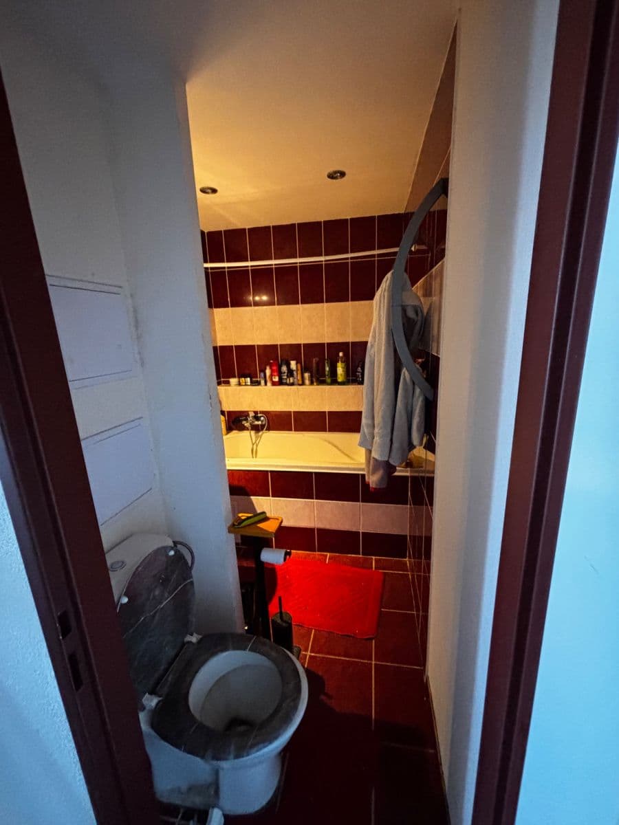 Pronájem bytu 3+1 60 m², J. A. Gagarina, Nejdek, Karlovarský kraj Pronájem bytu 3+1 60 m², J. A. Gagarina, Nejdek, Karlovarský kraj