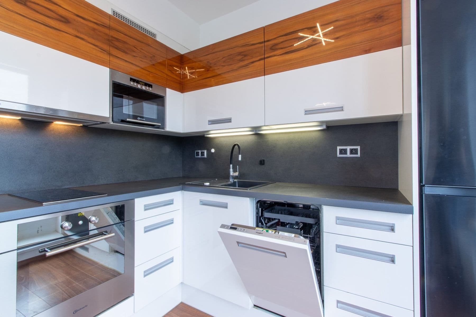 Pronájem bytu 2+kk 50 m², Svitákova, Praha, Praha Pronájem bytu 2+kk 50 m², Svitákova, Praha, Praha