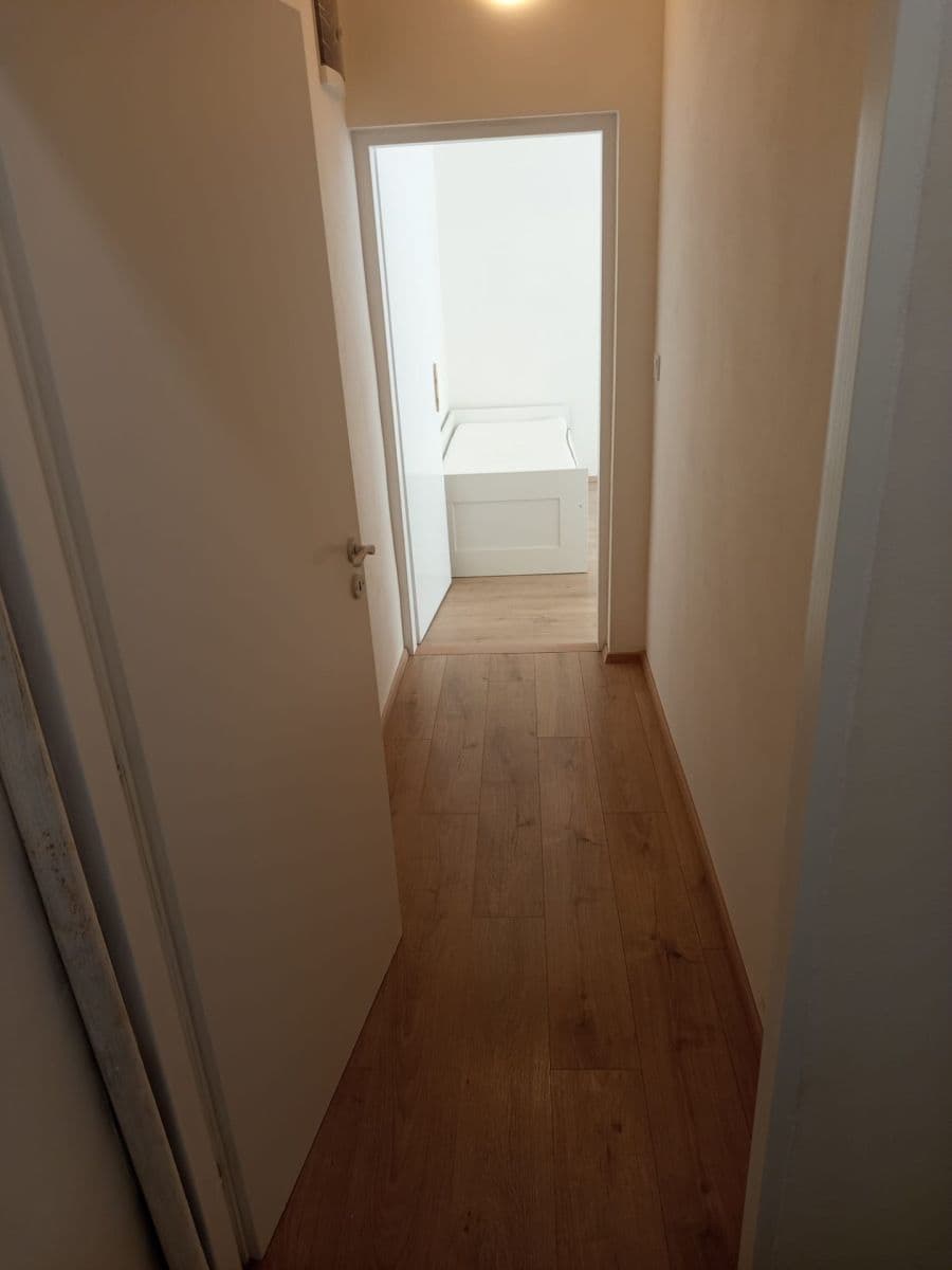 Pronájem bytu 1+kk 24 m², Jičínská, Praha, Praha Pronájem bytu 1+kk 24 m², Jičínská, Praha, Praha