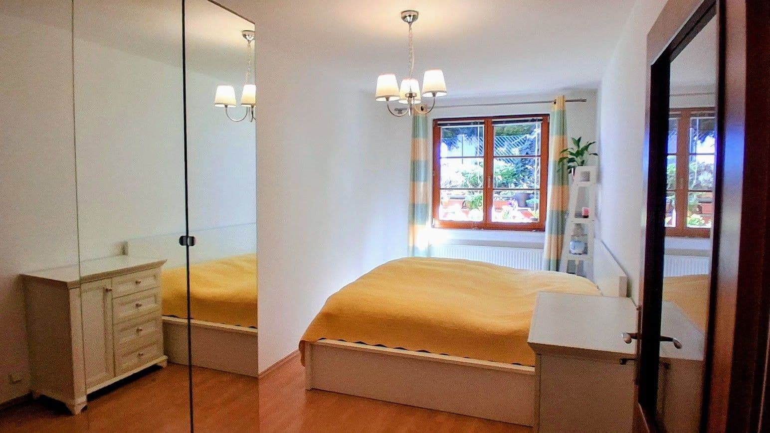 Prodej bytu 2+kk 64 m², Šlikova, Praha, Praha Prodej bytu 2+kk 64 m², Šlikova, Praha, Praha