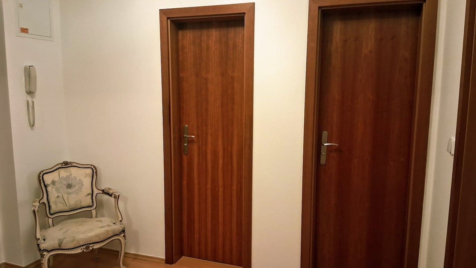 Prodej bytu 2+kk 64 m², Šlikova, Praha, Praha Prodej bytu 2+kk 64 m², Šlikova, Praha, Praha
