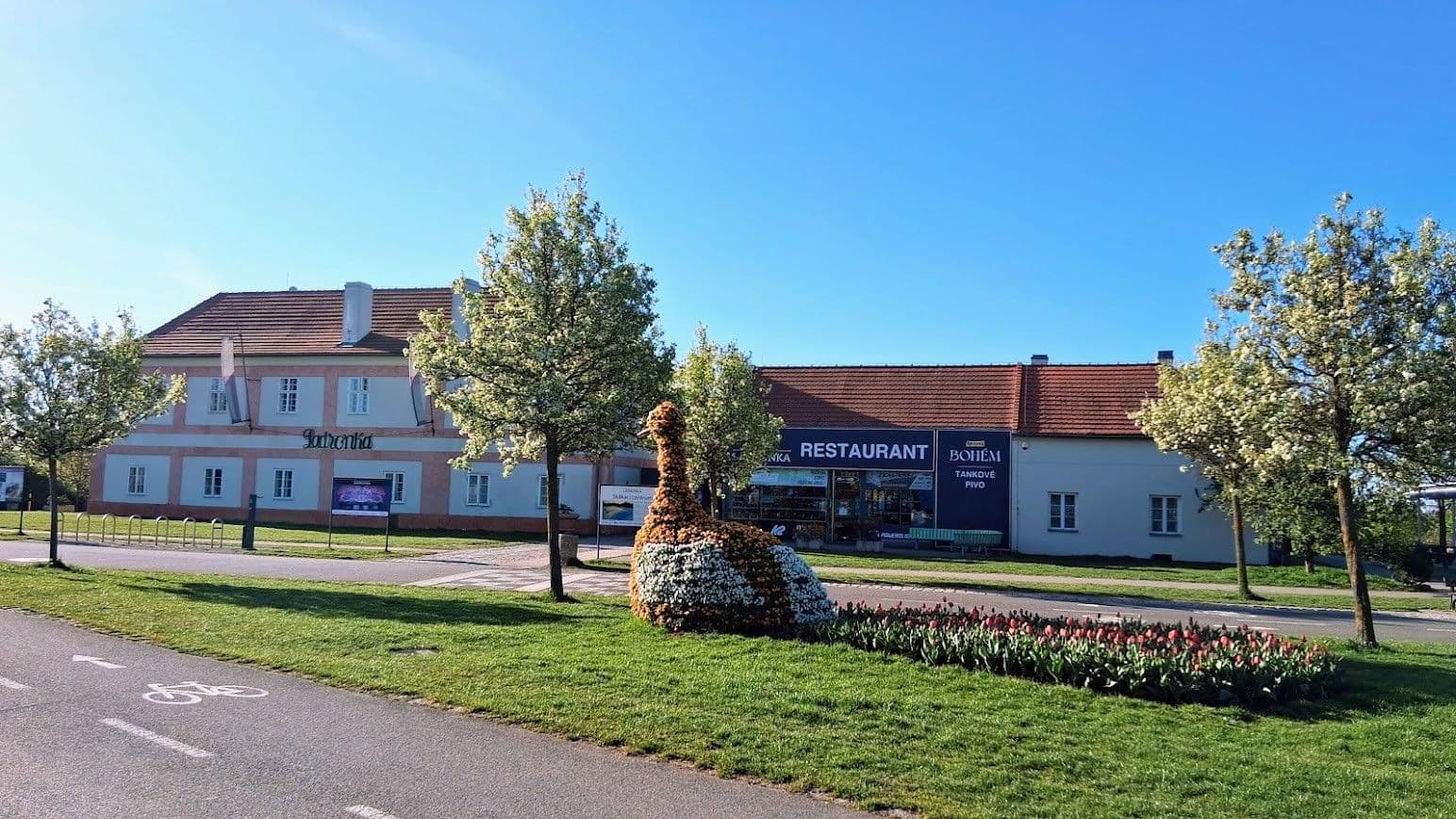 Prodej bytu 2+kk 64 m², Šlikova, Praha, Praha Prodej bytu 2+kk 64 m², Šlikova, Praha, Praha