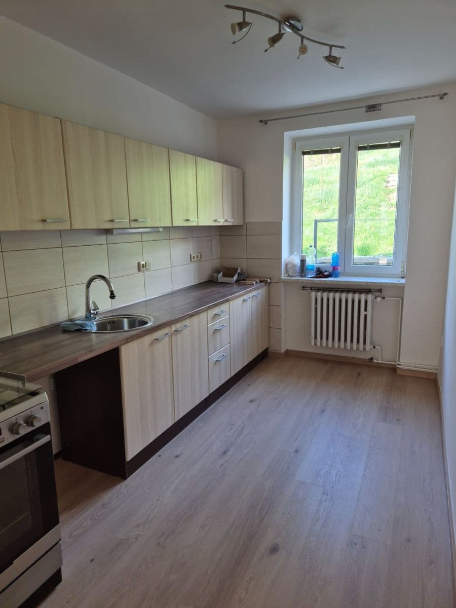 Pronájem bytu 3+1 71 m², Viniční, Brno, Jihomoravský kraj Pronájem bytu 3+1 71 m², Viniční, Brno, Jihomoravský kraj