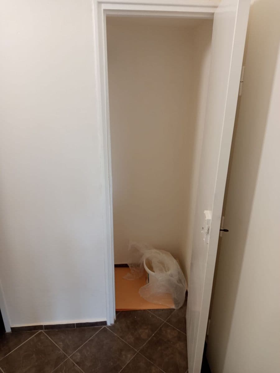 Pronájem bytu 1+kk 30 m², Záběhlická, Praha, Praha Pronájem bytu 1+kk 30 m², Záběhlická, Praha, Praha