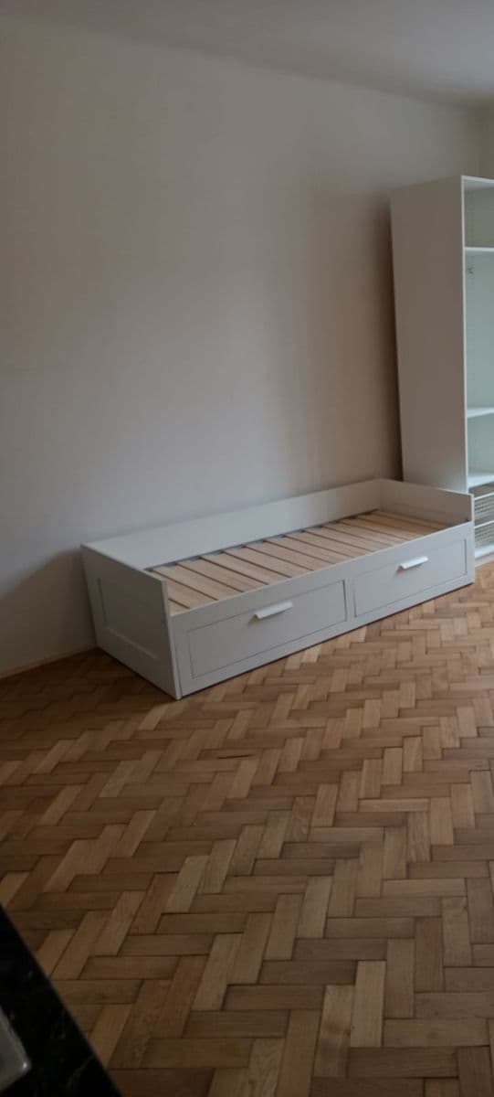 Pronájem bytu 1+kk 30 m², Záběhlická, Praha, Praha Pronájem bytu 1+kk 30 m², Záběhlická, Praha, Praha