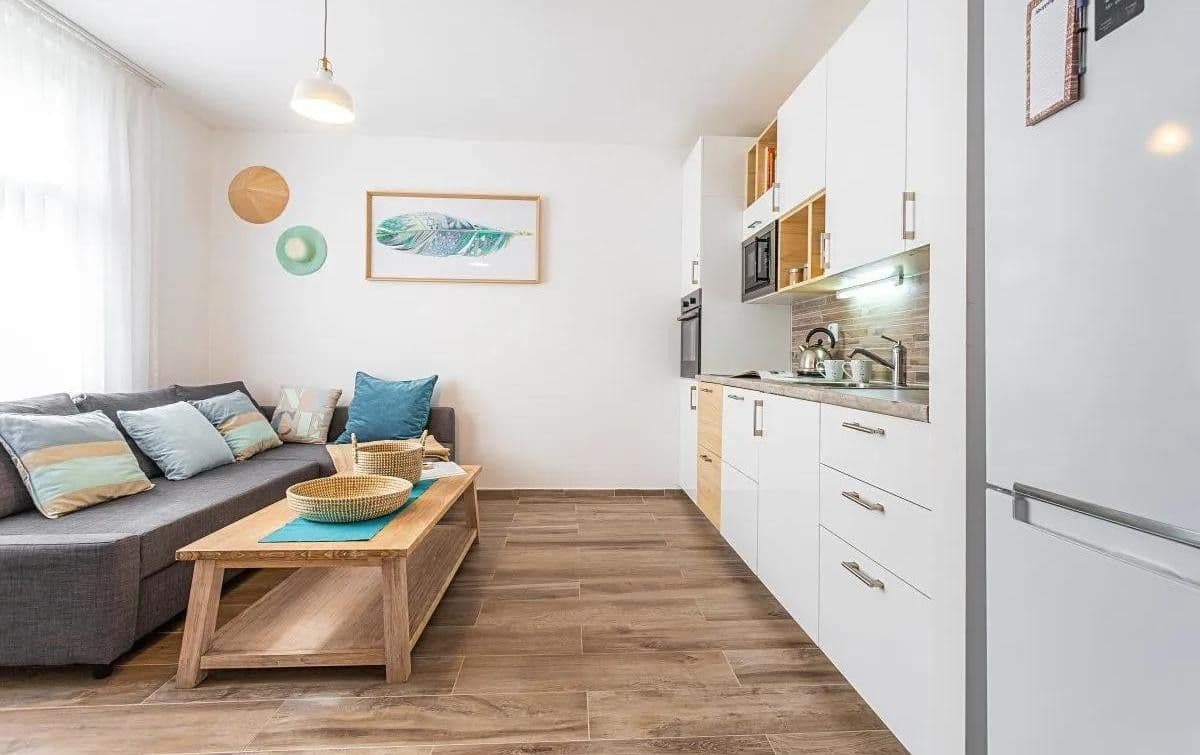 Pronájem bytu 2+kk 42 m², Pod Zvonařkou, Praha, Praha Pronájem bytu 2+kk 42 m², Pod Zvonařkou, Praha, Praha