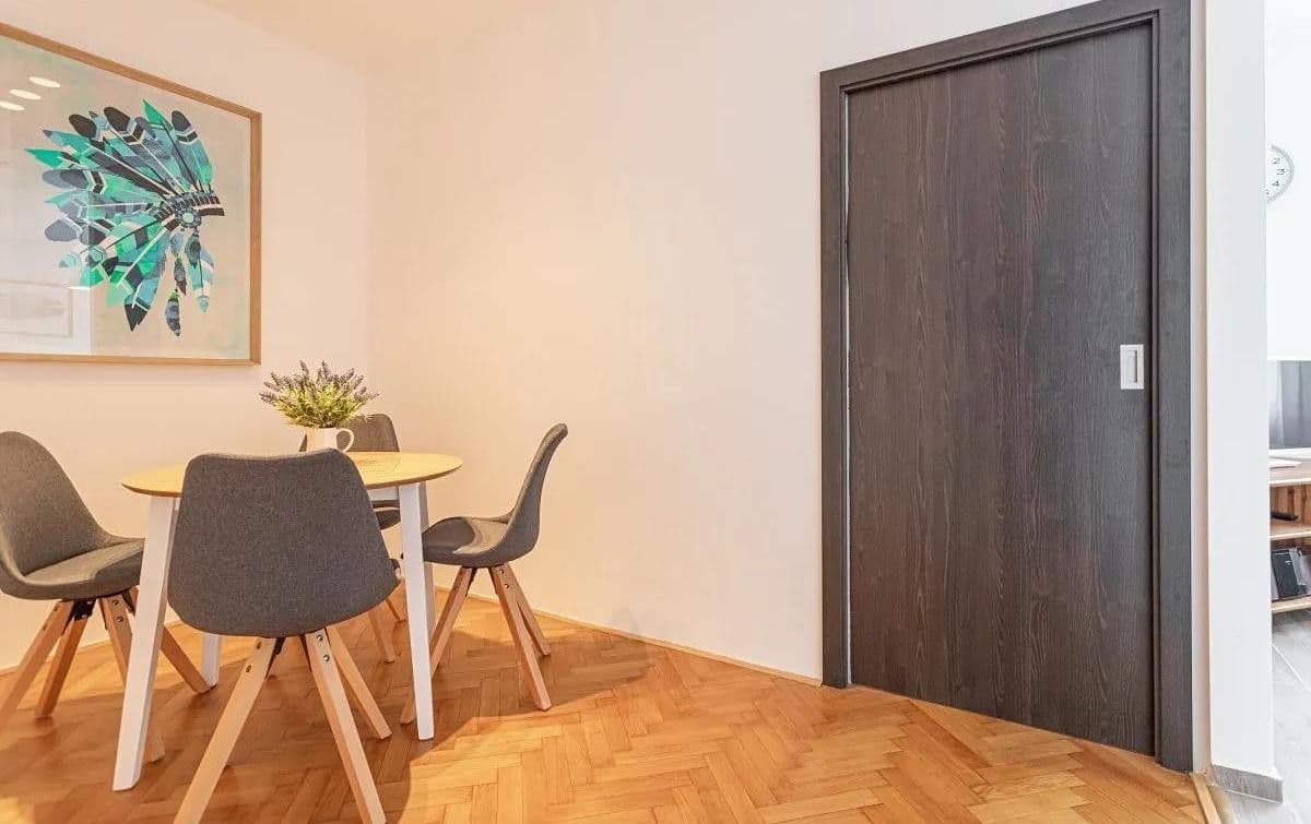 Pronájem bytu 2+kk 42 m², Pod Zvonařkou, Praha, Praha Pronájem bytu 2+kk 42 m², Pod Zvonařkou, Praha, Praha