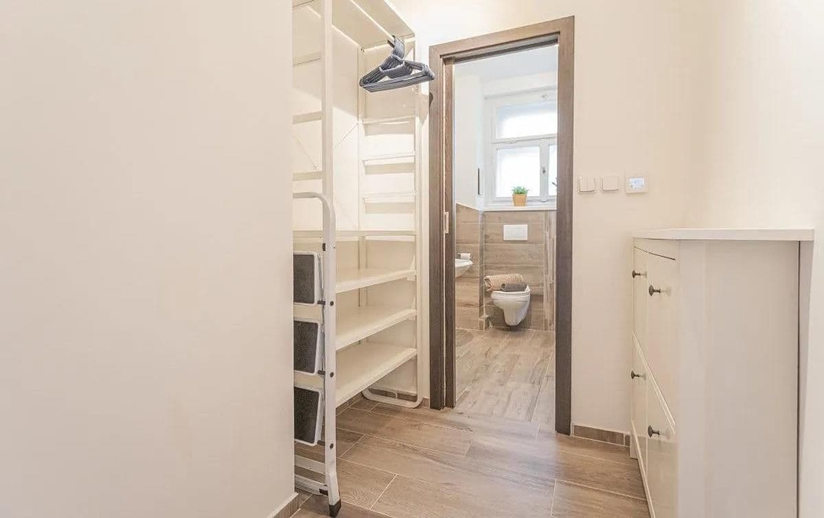 Pronájem bytu 2+kk 42 m², Pod Zvonařkou, Praha, Praha Pronájem bytu 2+kk 42 m², Pod Zvonařkou, Praha, Praha