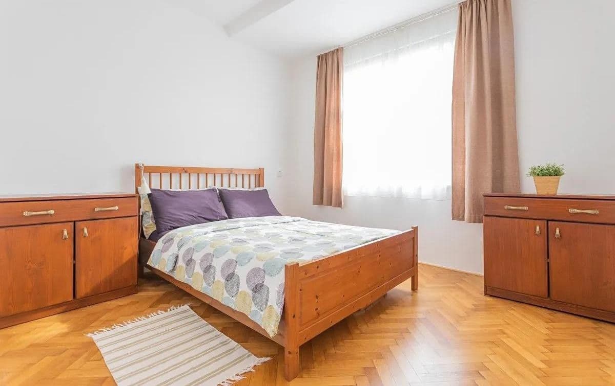 Pronájem bytu 2+kk 42 m², Pod Zvonařkou, Praha, Praha Pronájem bytu 2+kk 42 m², Pod Zvonařkou, Praha, Praha