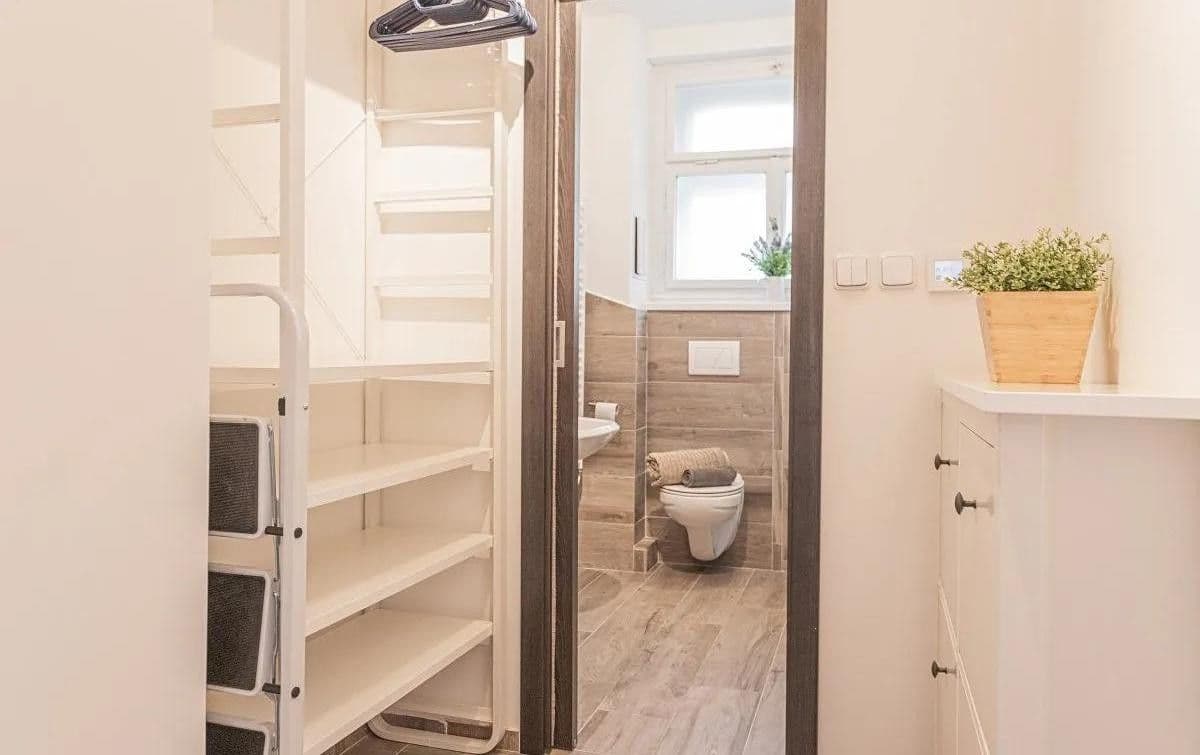 Pronájem bytu 2+kk 42 m², Pod Zvonařkou, Praha, Praha Pronájem bytu 2+kk 42 m², Pod Zvonařkou, Praha, Praha