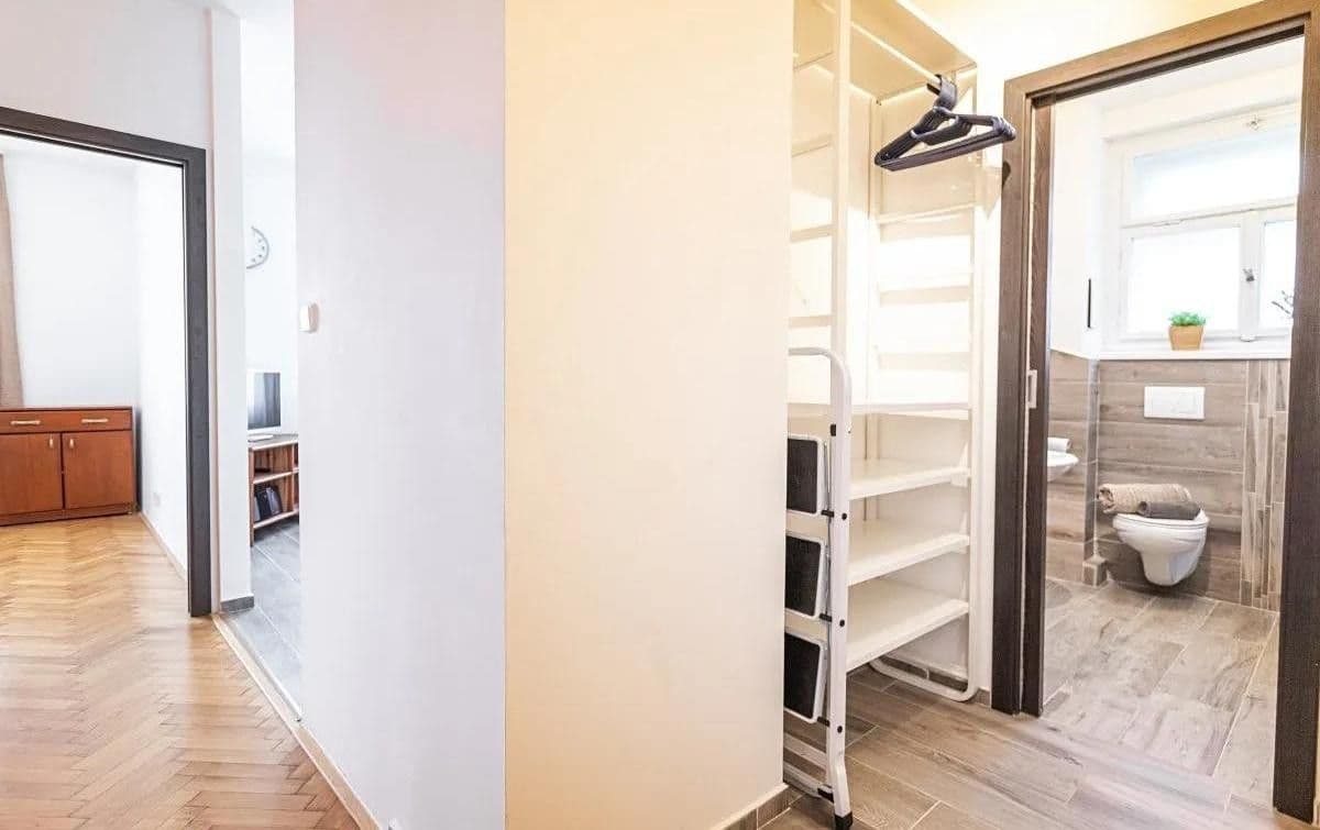 Pronájem bytu 2+kk 42 m², Pod Zvonařkou, Praha, Praha Pronájem bytu 2+kk 42 m², Pod Zvonařkou, Praha, Praha