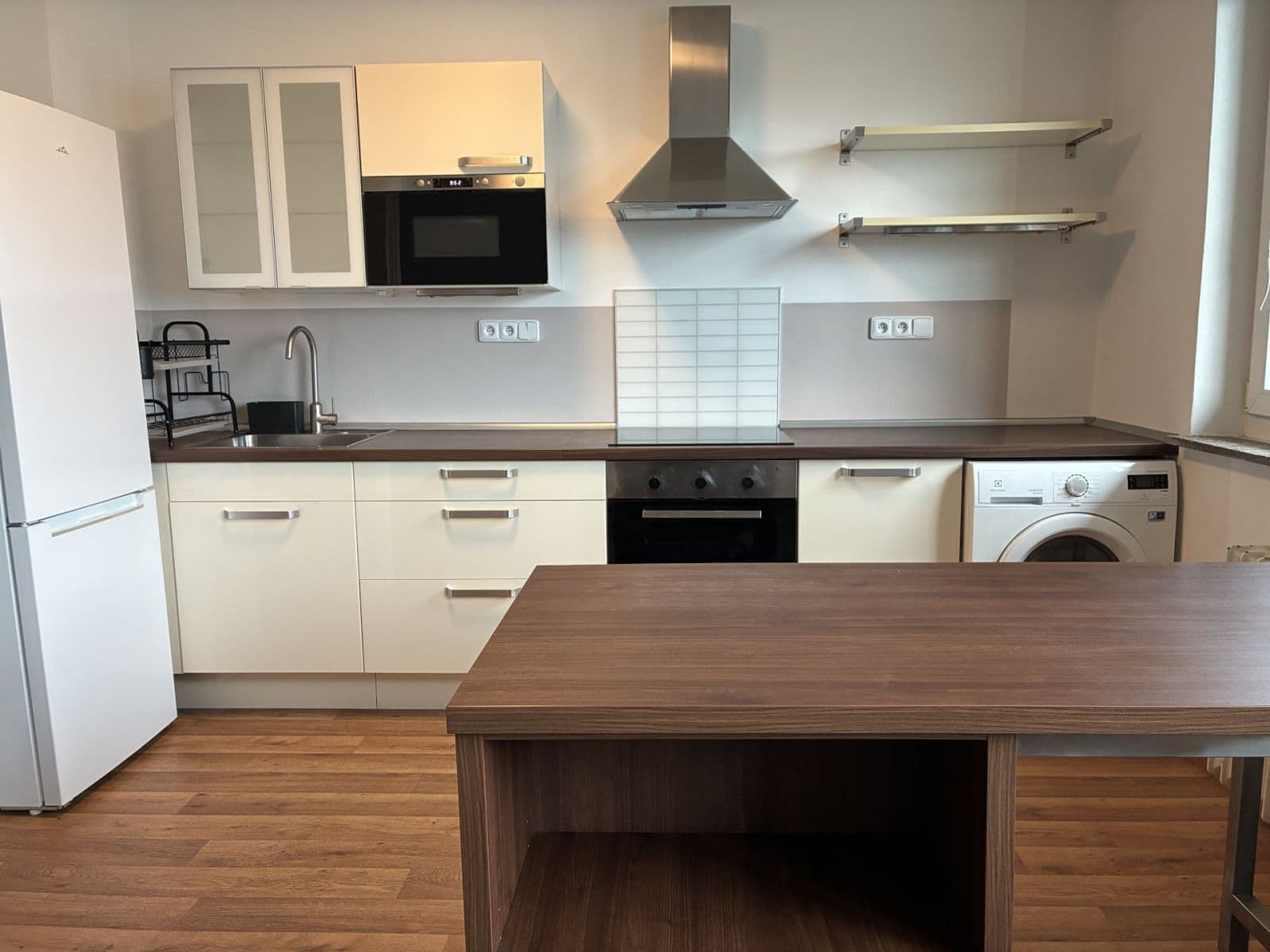 Pronájem bytu 1+kk 30 m², Šestajovická, Praha, Praha Pronájem bytu 1+kk 30 m², Šestajovická, Praha, Praha