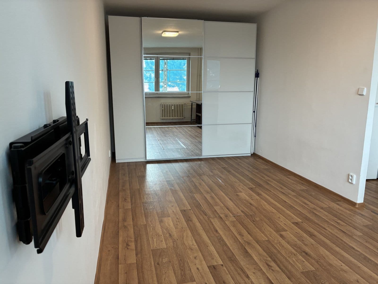 Pronájem bytu 1+kk 30 m², Šestajovická, Praha, Praha Pronájem bytu 1+kk 30 m², Šestajovická, Praha, Praha