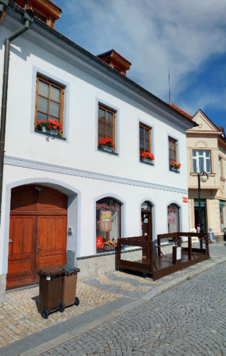 Prodej domu 753 m², pozemek 510 m², nám. T. G. Masaryka, Bechyně, Jihočeský kraj Prodej domu 753 m², pozemek 510 m², nám. T. G. Masaryka, Bechyně, Jihočeský kraj