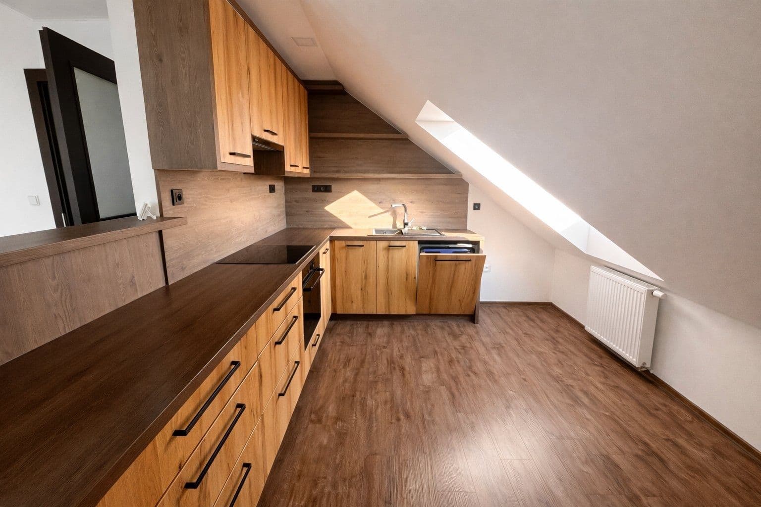 Prodej bytu 3+kk 89 m², Třídvorská, Kolín, Středočeský kraj Prodej bytu 3+kk 89 m², Třídvorská, Kolín, Středočeský kraj