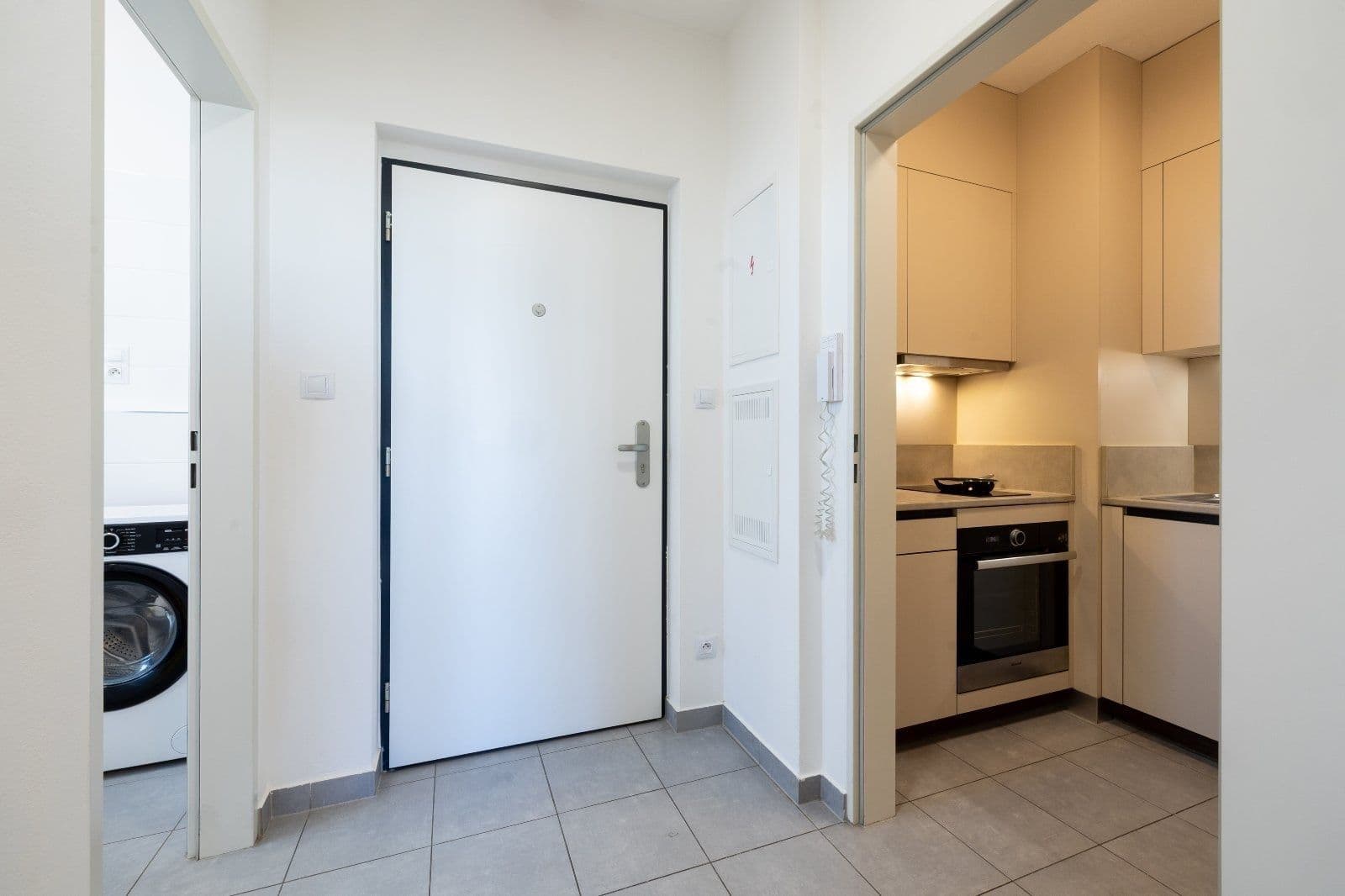 Pronájem bytu 2+1 43 m², Magisterská, Plzeň, Plzeňský kraj Pronájem bytu 2+1 43 m², Magisterská, Plzeň, Plzeňský kraj