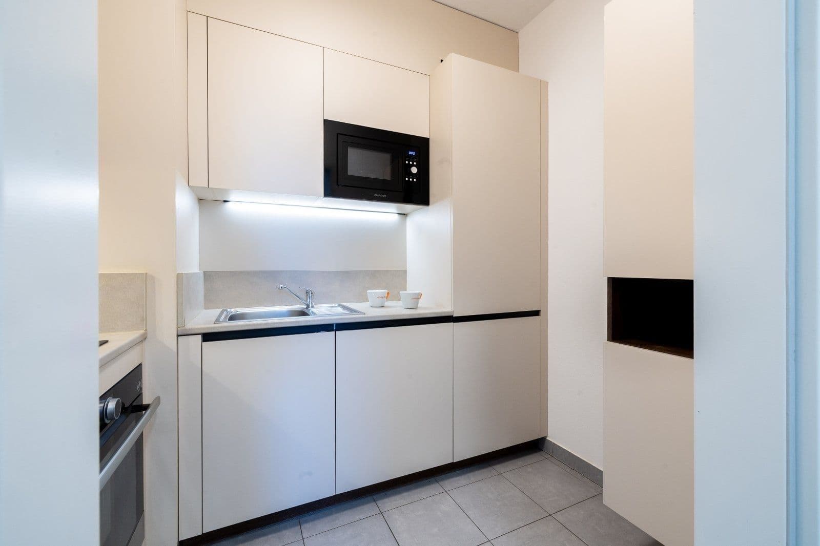 Pronájem bytu 2+1 43 m², Magisterská, Plzeň, Plzeňský kraj Pronájem bytu 2+1 43 m², Magisterská, Plzeň, Plzeňský kraj