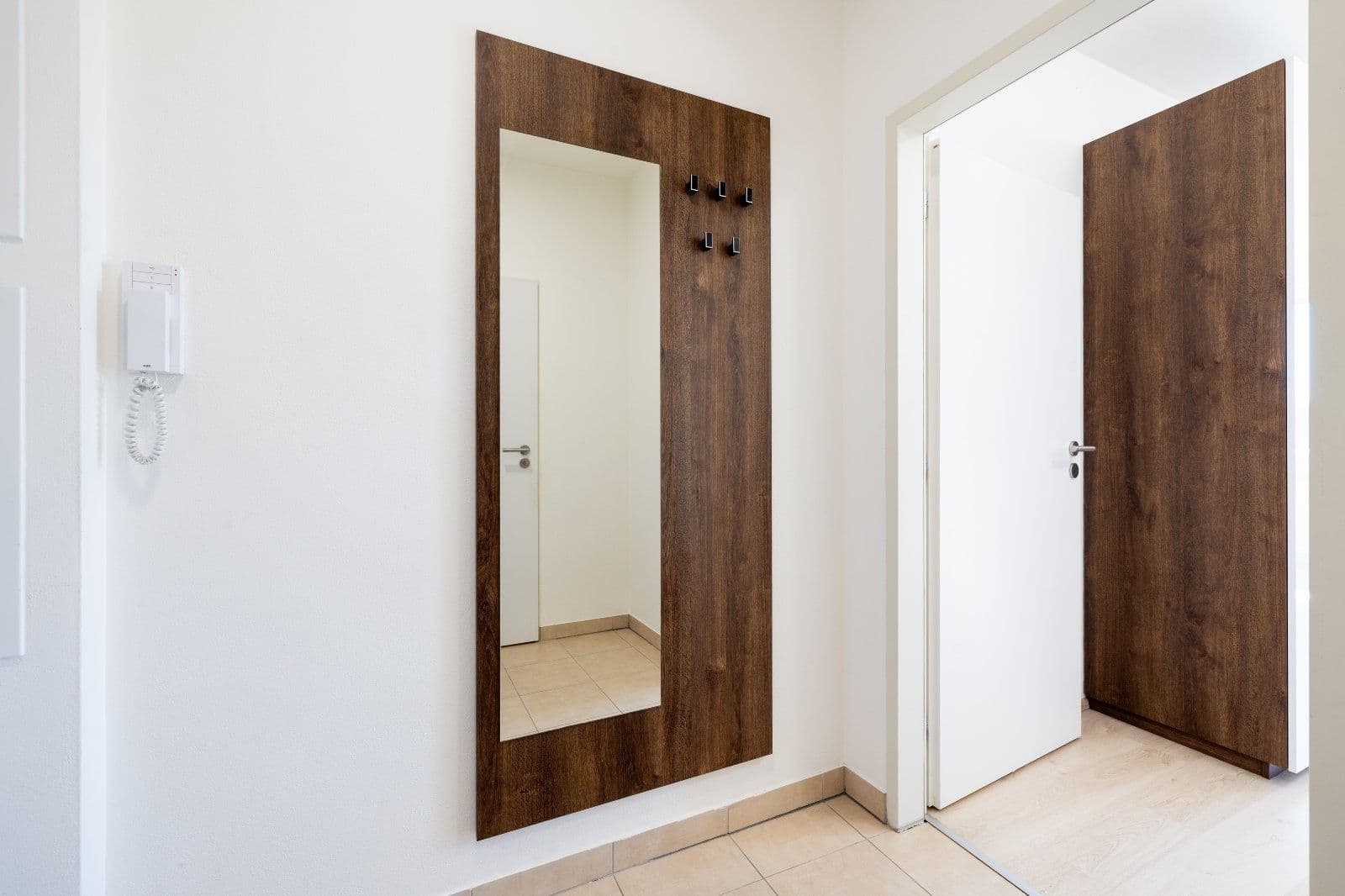 Pronájem bytu 1+kk 27 m², Magisterská, Plzeň, Plzeňský kraj Pronájem bytu 1+kk 27 m², Magisterská, Plzeň, Plzeňský kraj