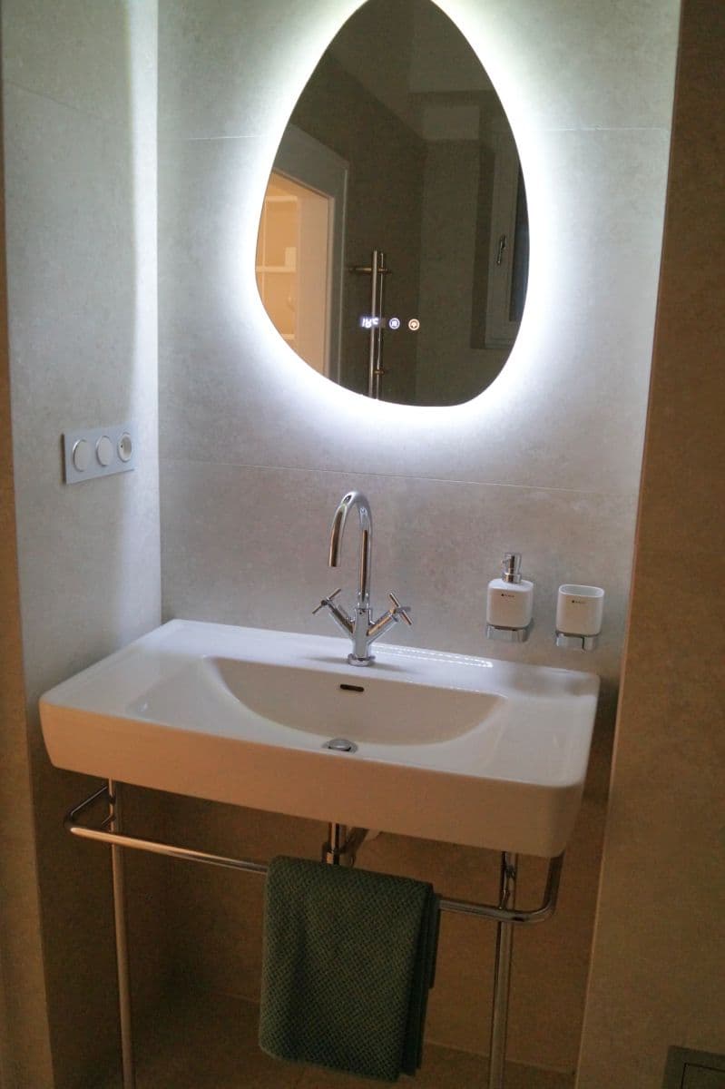 Prodej bytu 2+1 65 m², Boleslavská, Praha, Praha Prodej bytu 2+1 65 m², Boleslavská, Praha, Praha