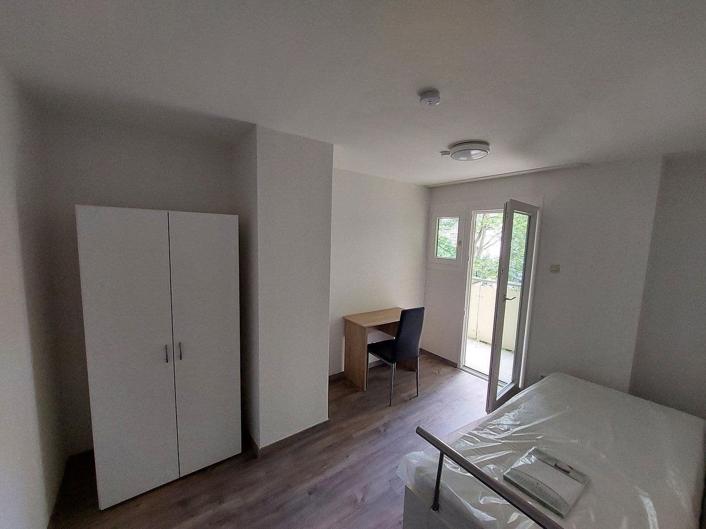 Pronájem bytu 1+1 20 m², Grillparzerweg 6,, Heilbronn, Bádensko-Württembersko Pronájem bytu 1+1 20 m², Grillparzerweg 6,, Heilbronn, Bádensko-Württembersko