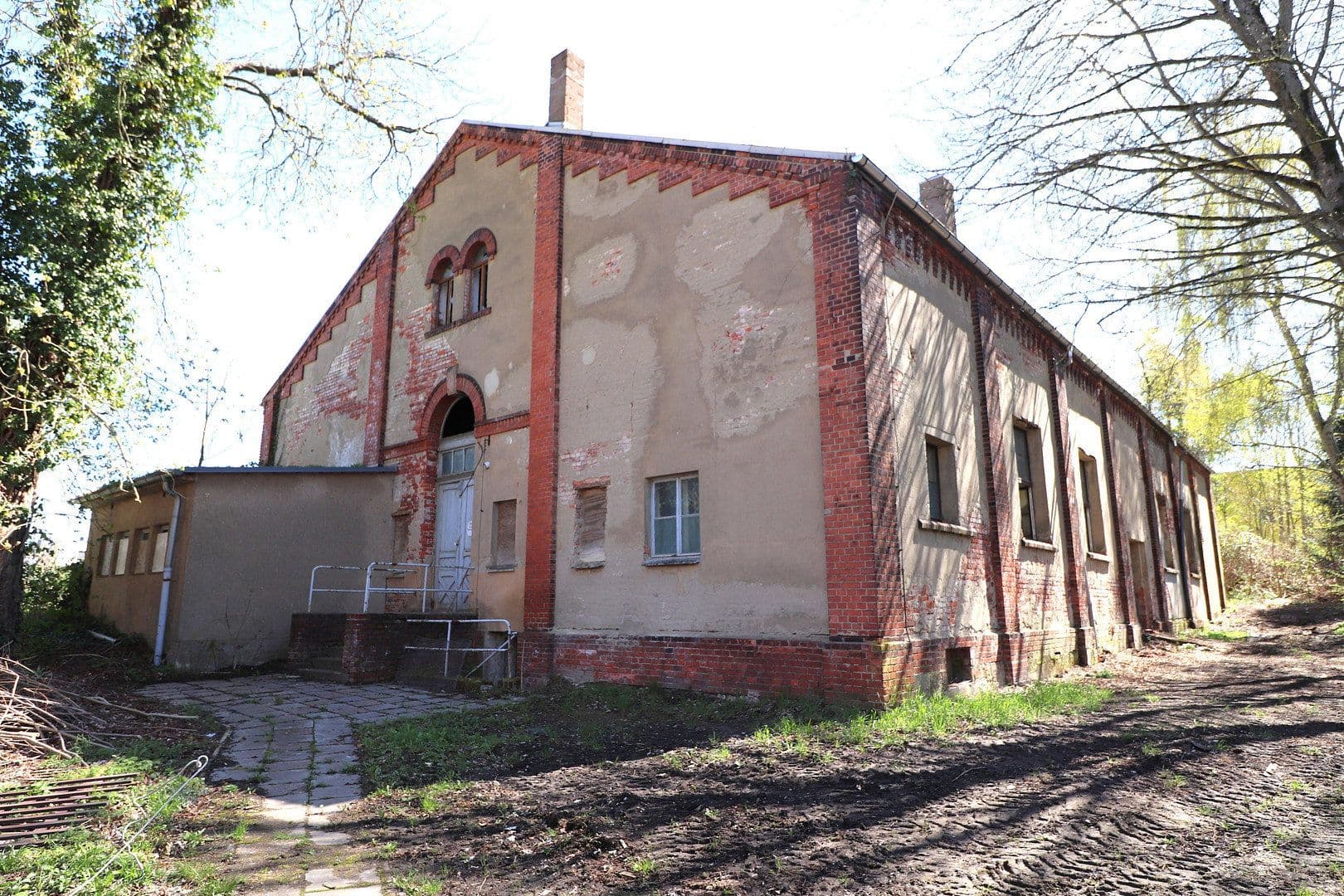 Prodej nebytového prostoru 560 m², Adelsbergstrasse, Chemnitz, Sasko Prodej nebytového prostoru 560 m², Adelsbergstrasse, Chemnitz, Sasko