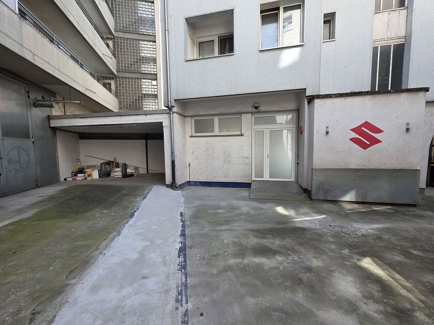 Pronájem nebytového prostoru 174 m², Durlacherstraße 70, Pforzheim, Bádensko-Württembersko Pronájem nebytového prostoru 174 m², Durlacherstraße 70, Pforzheim, Bádensko-Württembersko