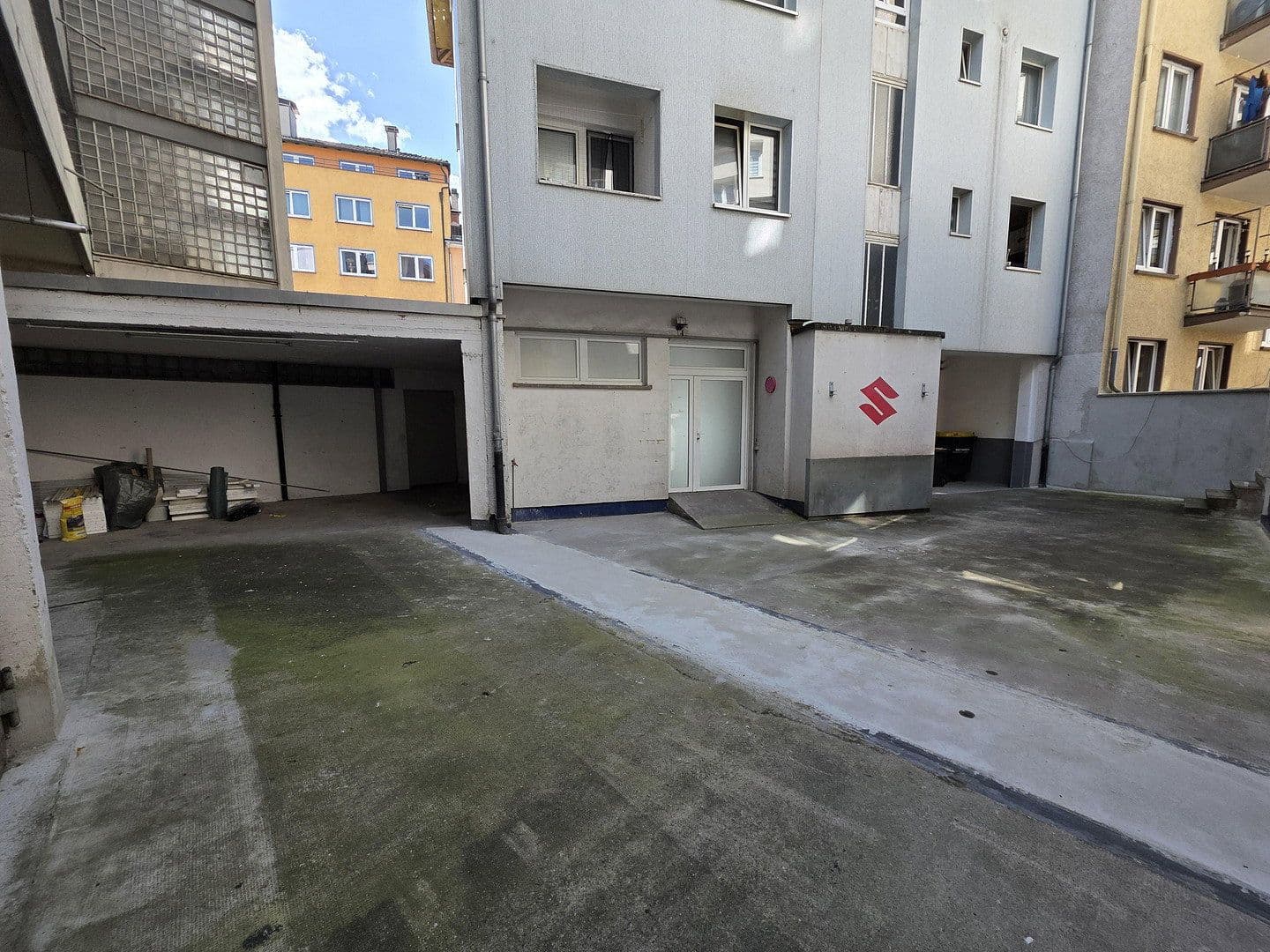 Pronájem nebytového prostoru 174 m², Durlacherstraße 70, Pforzheim, Bádensko-Württembersko Pronájem nebytového prostoru 174 m², Durlacherstraße 70, Pforzheim, Bádensko-Württembersko