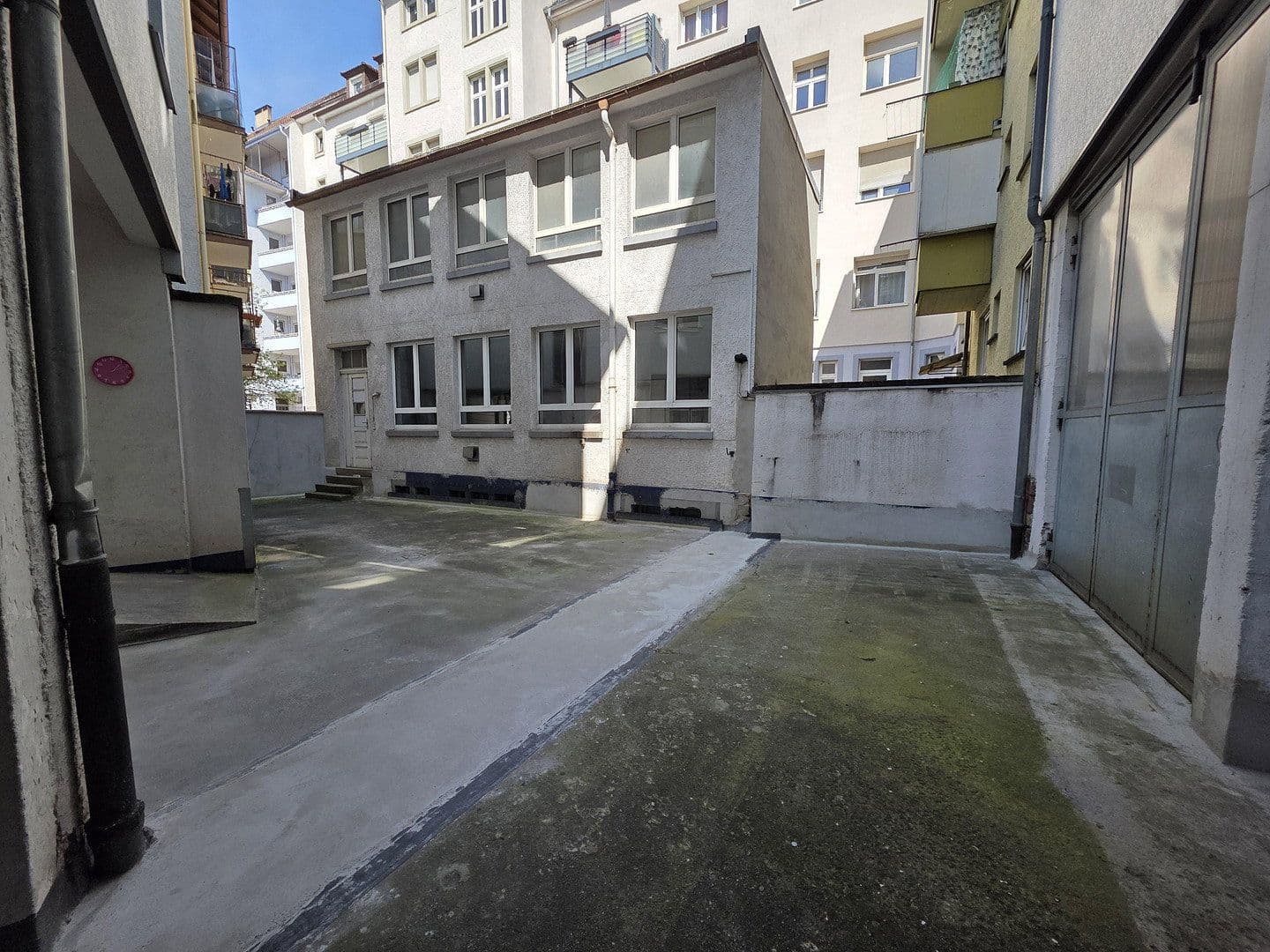 Pronájem nebytového prostoru 174 m², Durlacherstraße 70, Pforzheim, Bádensko-Württembersko Pronájem nebytového prostoru 174 m², Durlacherstraße 70, Pforzheim, Bádensko-Württembersko