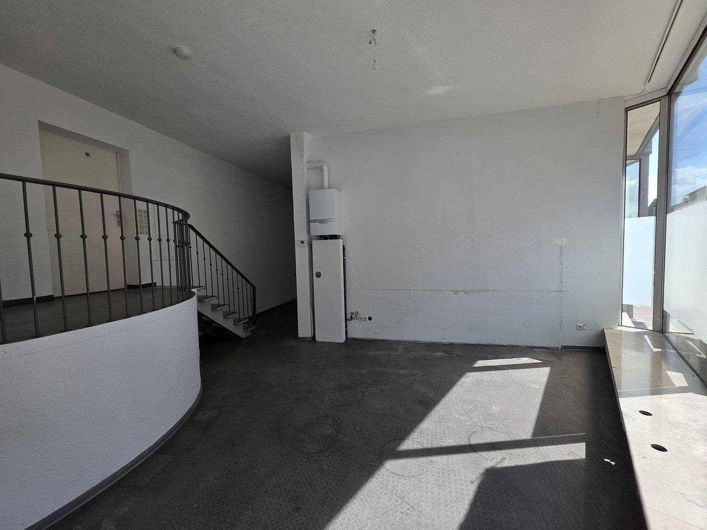 Pronájem kanceláře 323 m², Durlacherstraße 70-72, Pforzheim, Bádensko-Württembersko Pronájem kanceláře 323 m², Durlacherstraße 70-72, Pforzheim, Bádensko-Württembersko