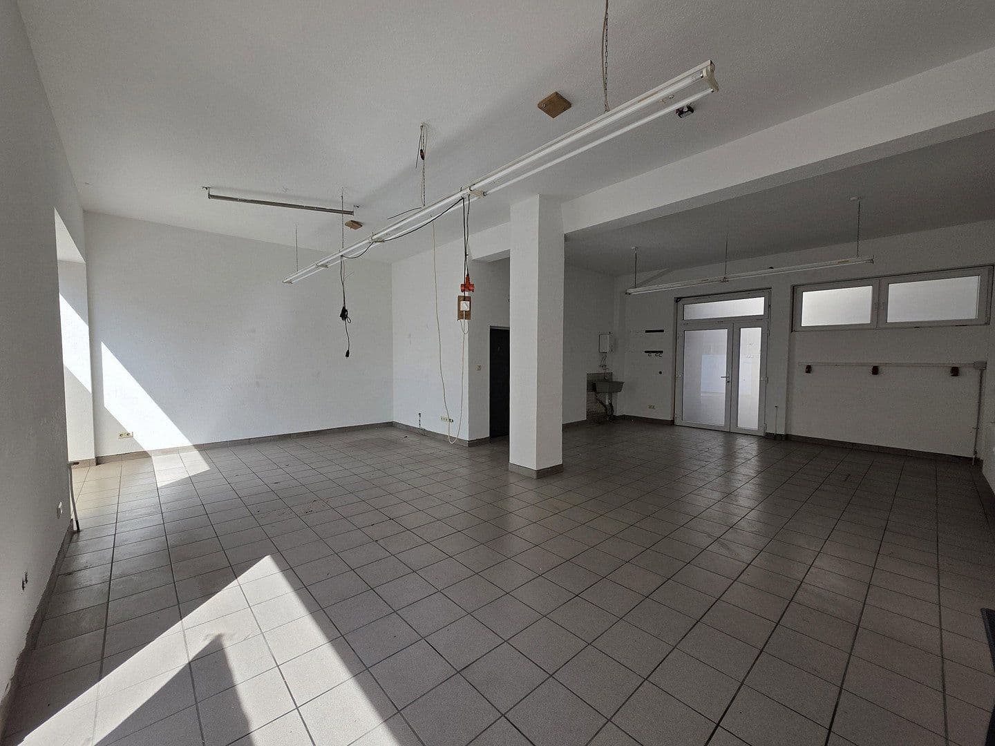 Pronájem kanceláře 323 m², Durlacherstraße 70-72, Pforzheim, Bádensko-Württembersko Pronájem kanceláře 323 m², Durlacherstraße 70-72, Pforzheim, Bádensko-Württembersko