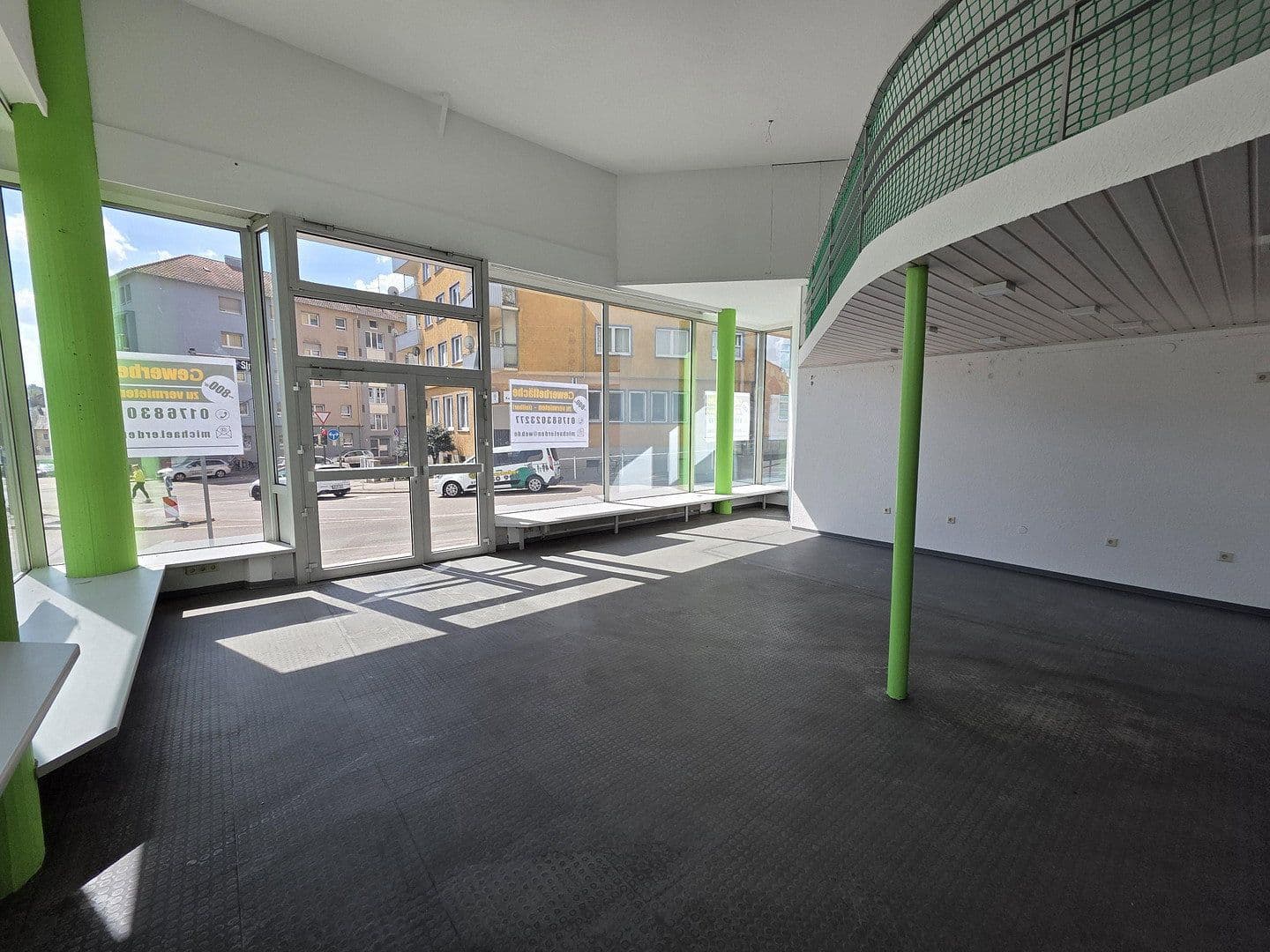 Pronájem kanceláře 323 m², Durlacherstraße 70-72, Pforzheim, Bádensko-Württembersko Pronájem kanceláře 323 m², Durlacherstraße 70-72, Pforzheim, Bádensko-Württembersko