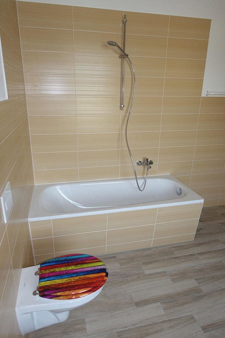 Pronájem bytu 6+1 125 m², Äußere Oybiner Straße 5, Žitava, Sasko Pronájem bytu 6+1 125 m², Äußere Oybiner Straße 5, Žitava, Sasko