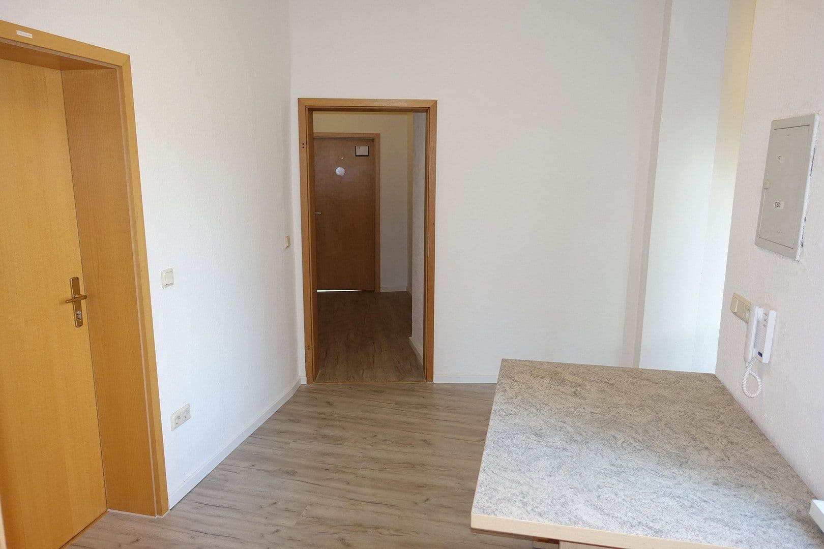 Pronájem bytu 6+1 125 m², Äußere Oybiner Straße 5, Žitava, Sasko Pronájem bytu 6+1 125 m², Äußere Oybiner Straße 5, Žitava, Sasko