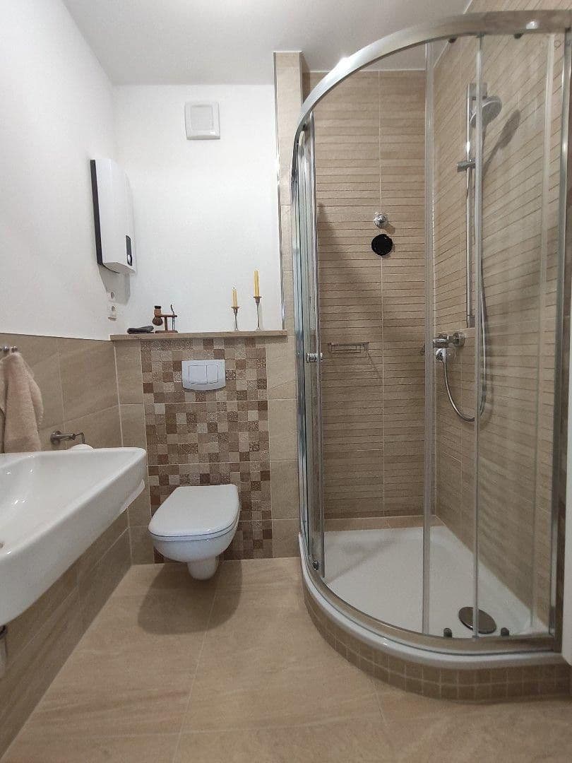 Pronájem bytu 2+1 47 m², Kiel, Šlesvicko-Holštýnsko Pronájem bytu 2+1 47 m², Kiel, Šlesvicko-Holštýnsko