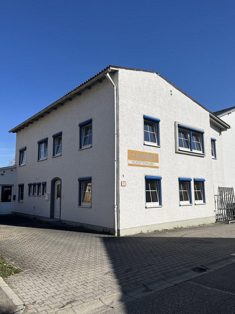 Prodej domu 245 m², pozemek 550 m², Auweg 1, Eggenfelden, Bavorsko Prodej domu 245 m², pozemek 550 m², Auweg 1, Eggenfelden, Bavorsko