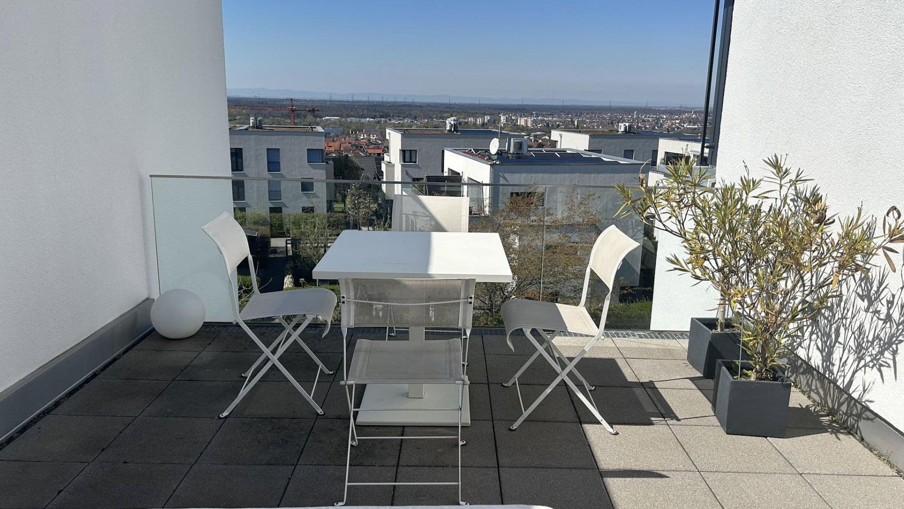 Prodej domu 180 m², pozemek 462 m², Nußloch, Bádensko-Württembersko Prodej domu 180 m², pozemek 462 m², Nußloch, Bádensko-Württembersko