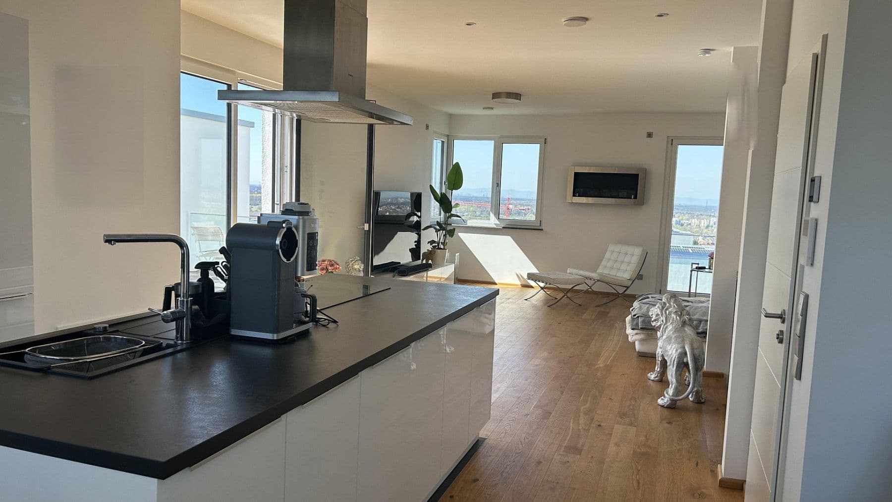 Prodej domu 180 m², pozemek 462 m², Nußloch, Bádensko-Württembersko Prodej domu 180 m², pozemek 462 m², Nußloch, Bádensko-Württembersko