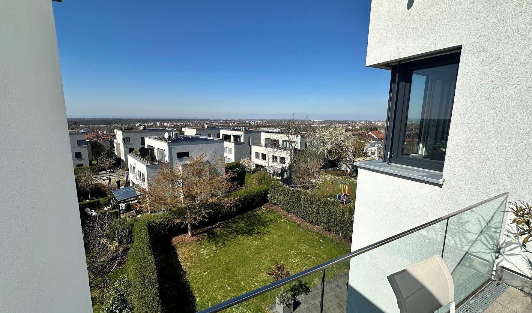 Prodej domu 180 m², pozemek 462 m², Nußloch, Bádensko-Württembersko Prodej domu 180 m², pozemek 462 m², Nußloch, Bádensko-Württembersko