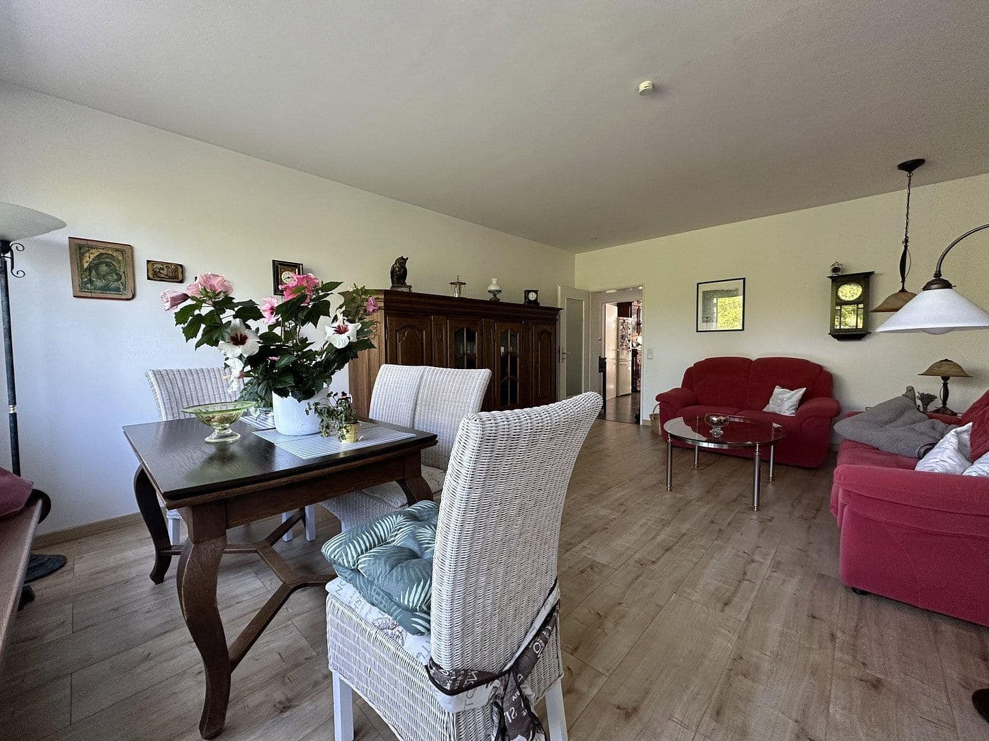 Prodej bytu 3+1 88 m², Laupendahler Landstraße 49, Essen, Severní Porýní-Vestfálsko Prodej bytu 3+1 88 m², Laupendahler Landstraße 49, Essen, Severní Porýní-Vestfálsko